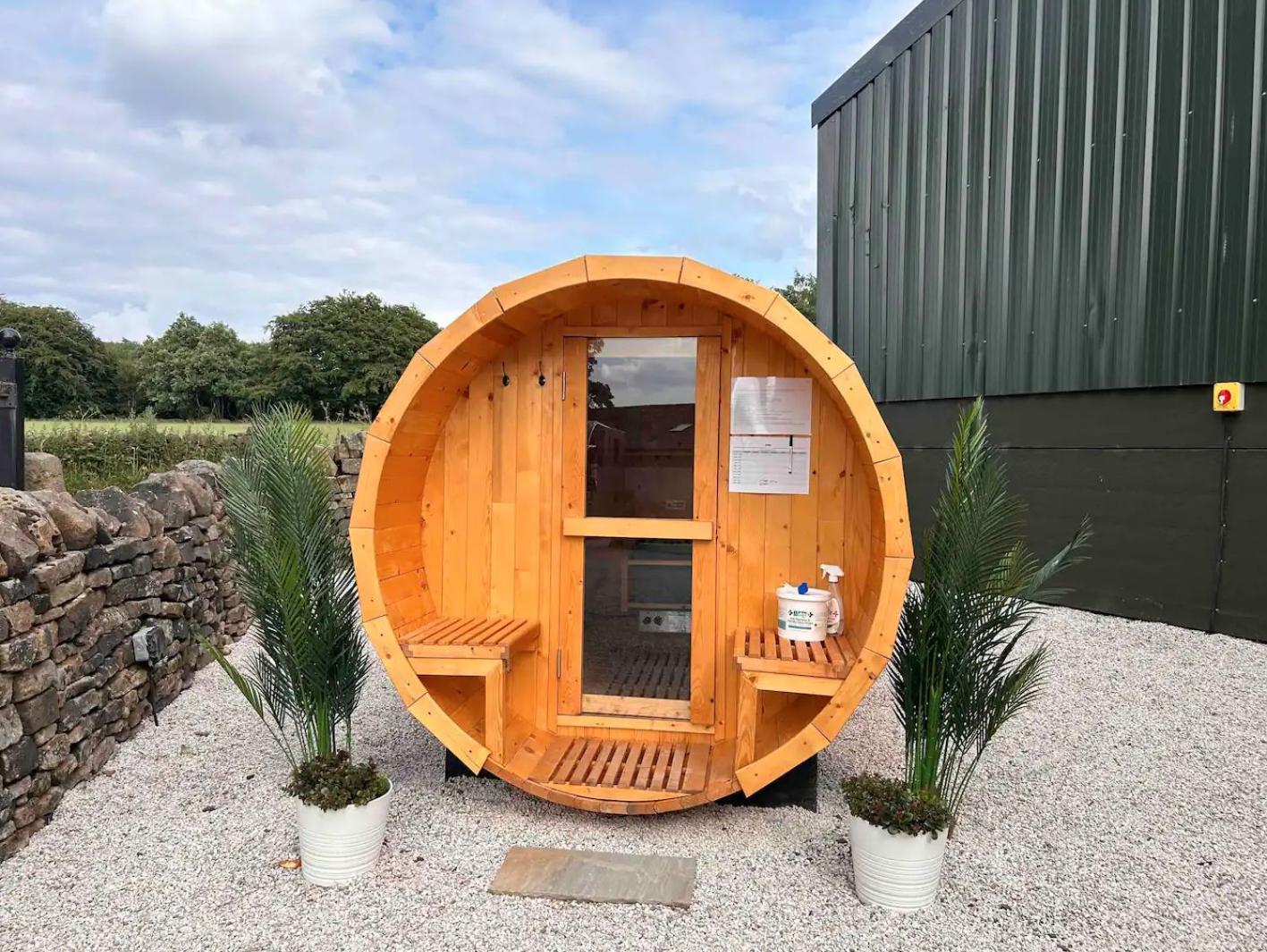 Clover Cottage Beeley Exterior foto